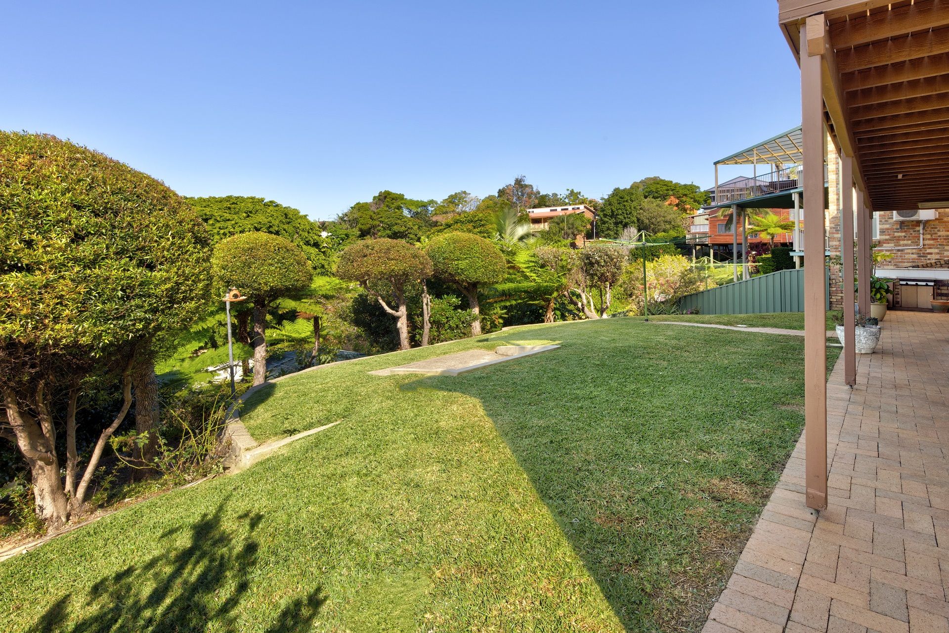 Nambucca Heads Real Estate: Family Home with Water Views